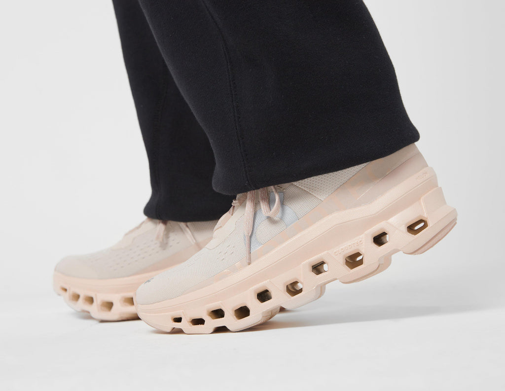 On Running Cloudmonster Women's