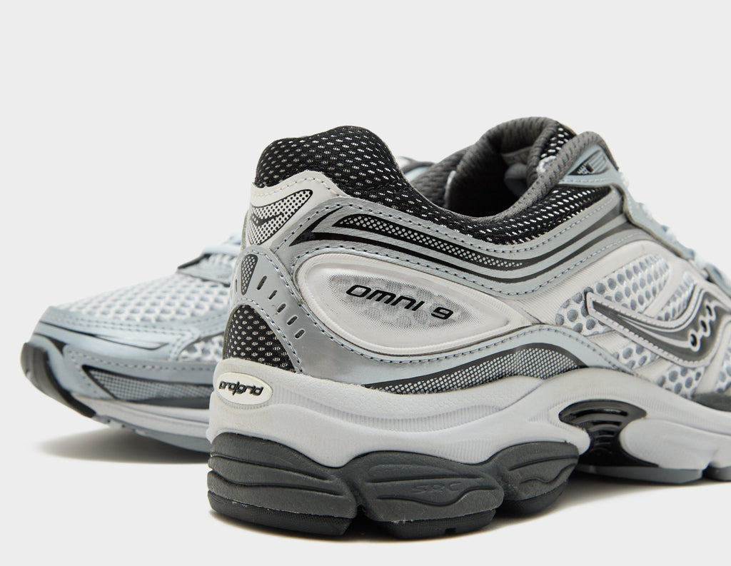 Saucony ProGrid Omni 9