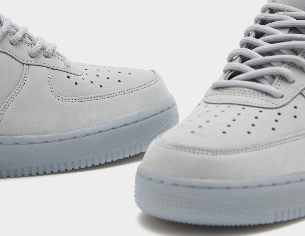 Nike Air Force 1 '07 WB