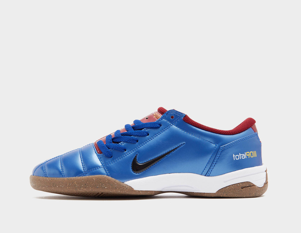 Nike Total 90