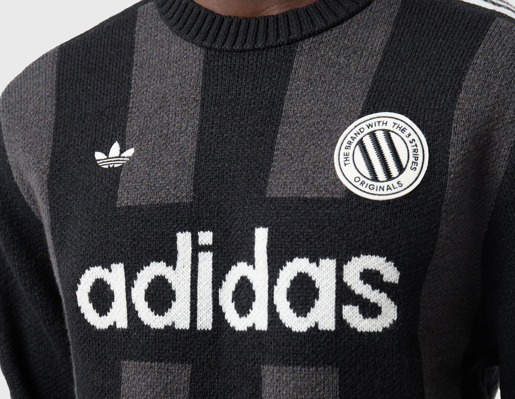 adidas Originals Winter Club GFX Crewneck